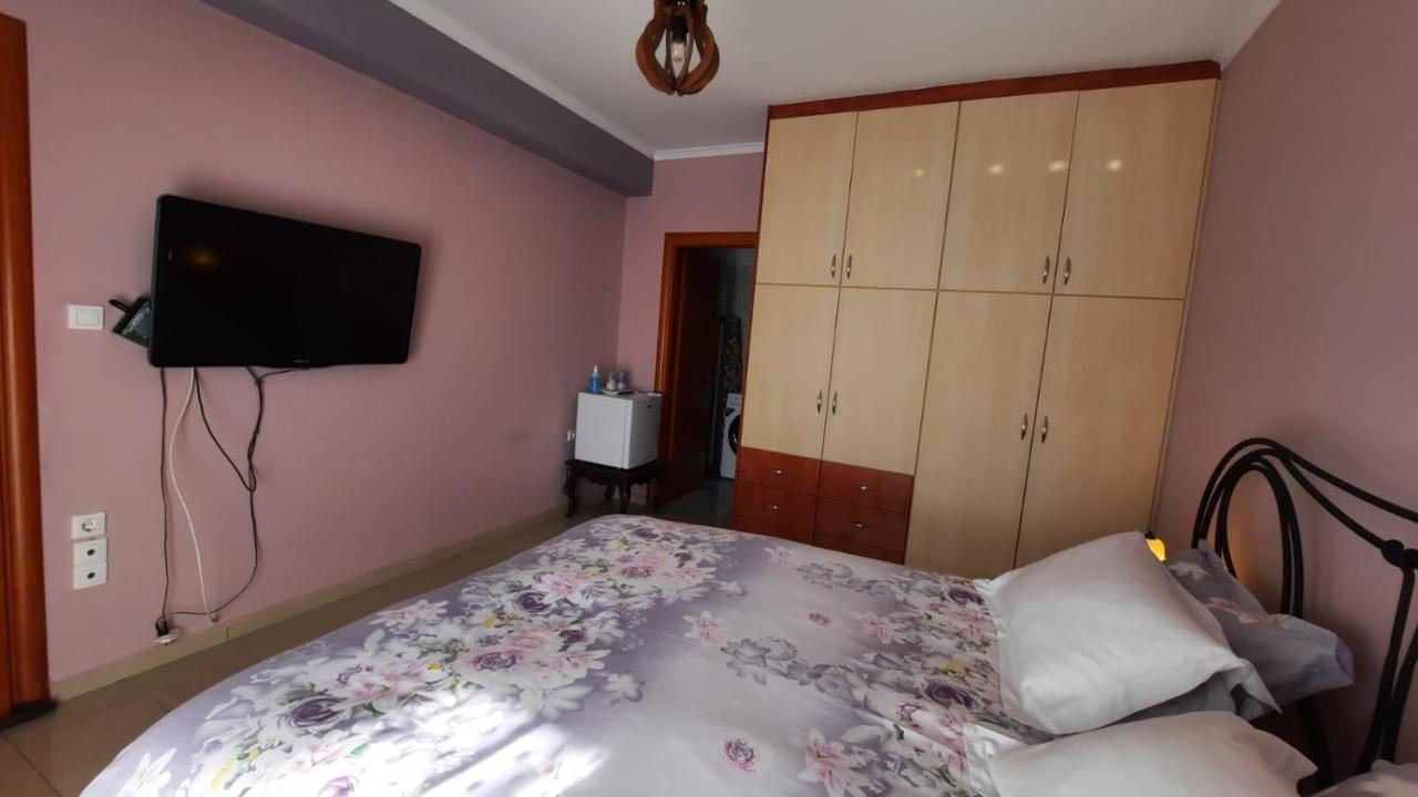 Ioannis - Room With Balcony Near Limnopula Gavrolimni Exterior photo